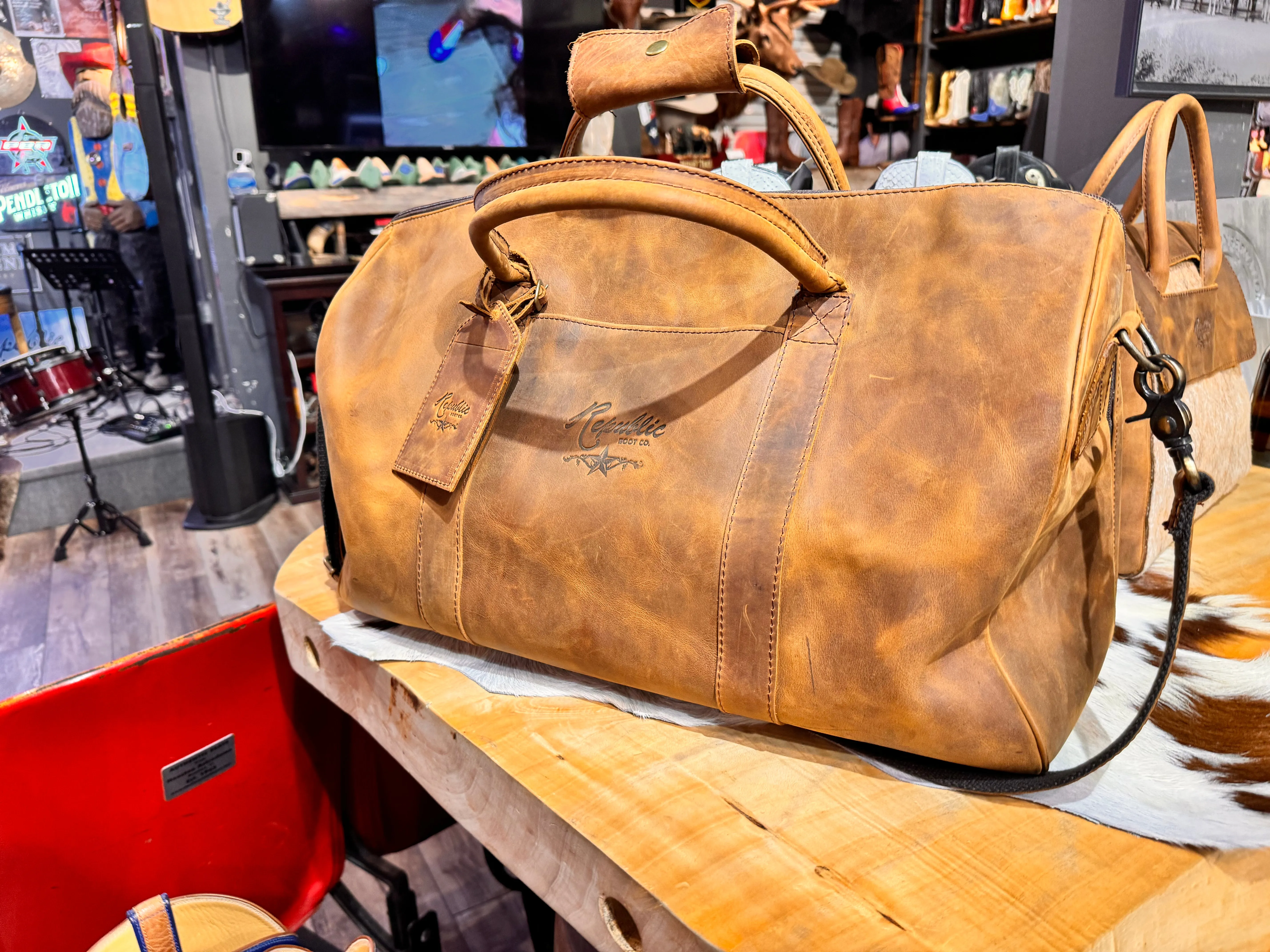 Cowboy Duffle - Crazy Horse Premium Leather