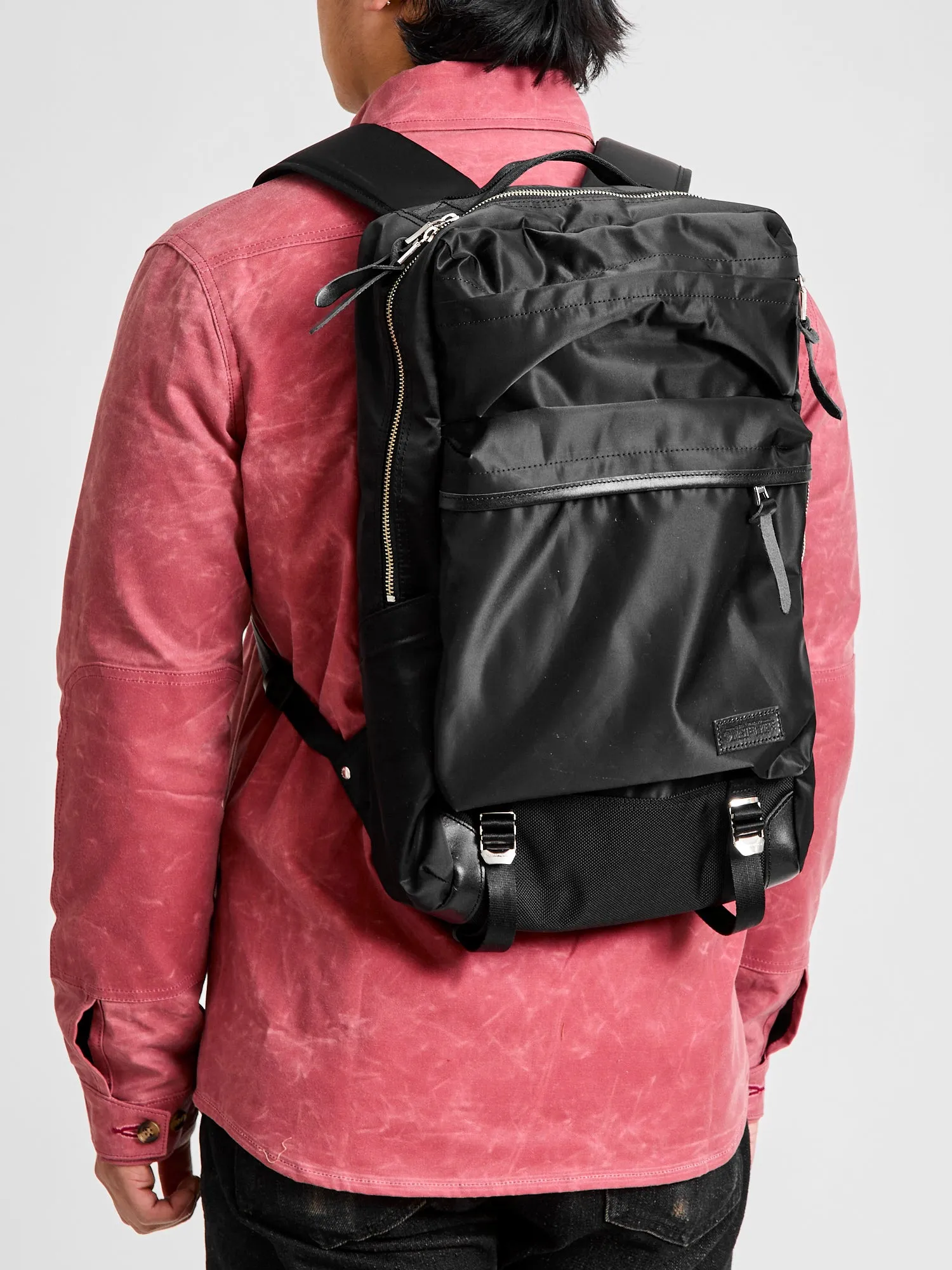 Lightning Zip Backpack in Black