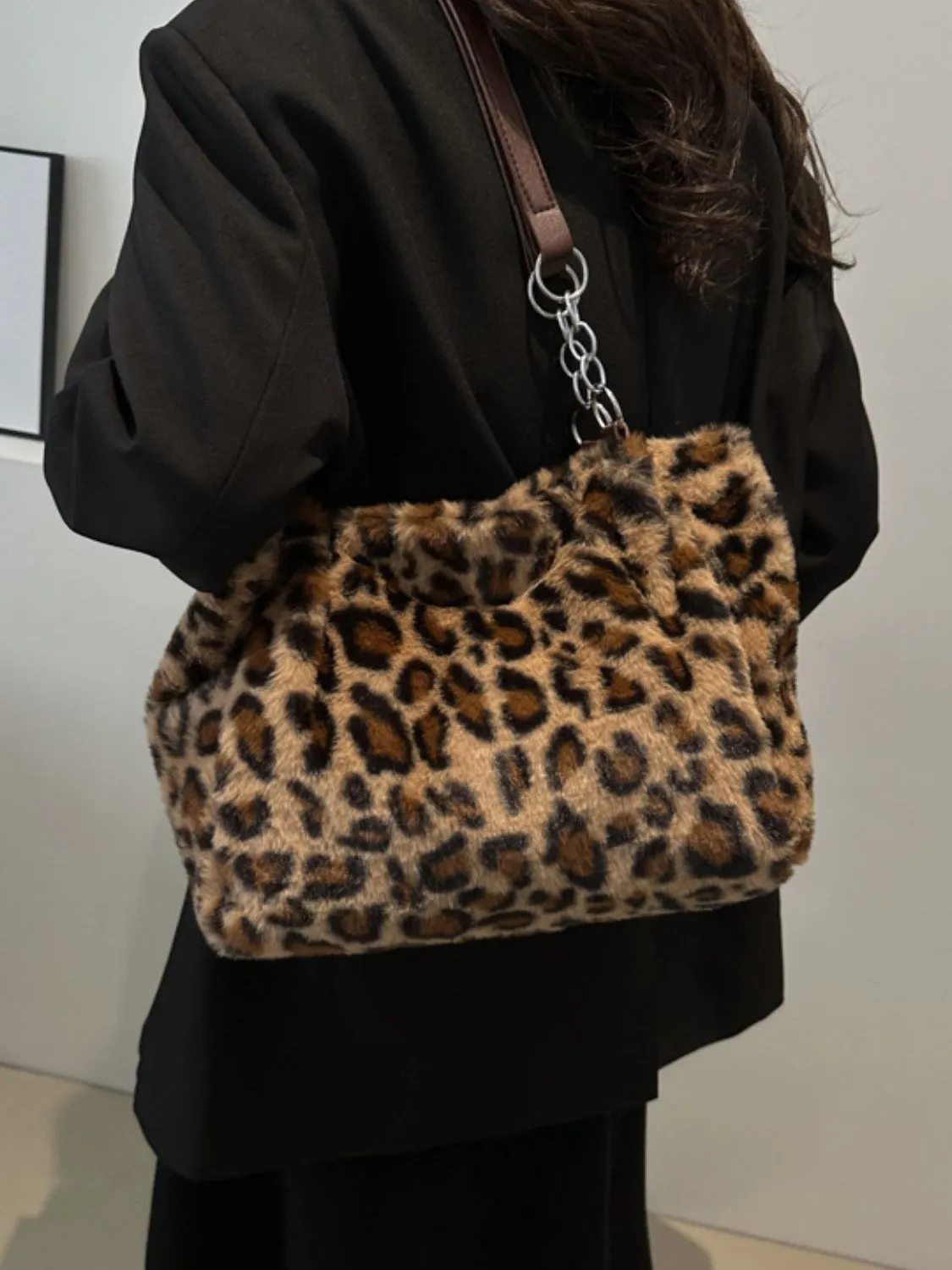 Plush Faux Fur Leopard Shoulder Bag