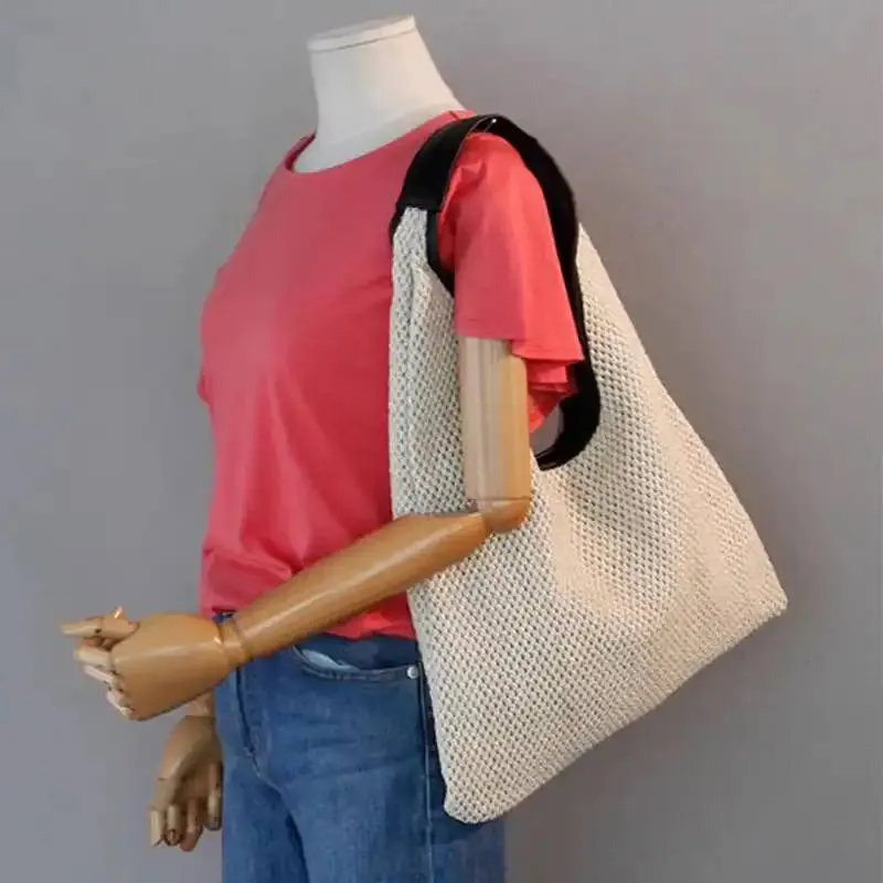 Wicker Beach Bag: Stylish and Functional Companion for Your Beach Days